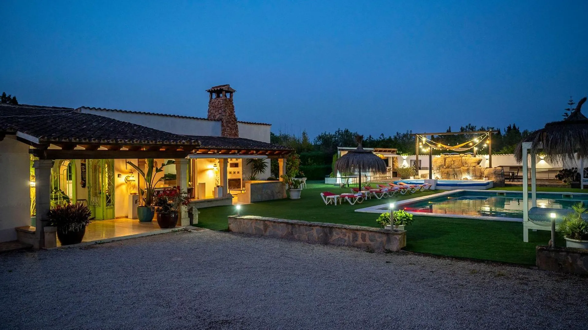Villa Del Artista Super Lujo Llucmajor  Spain